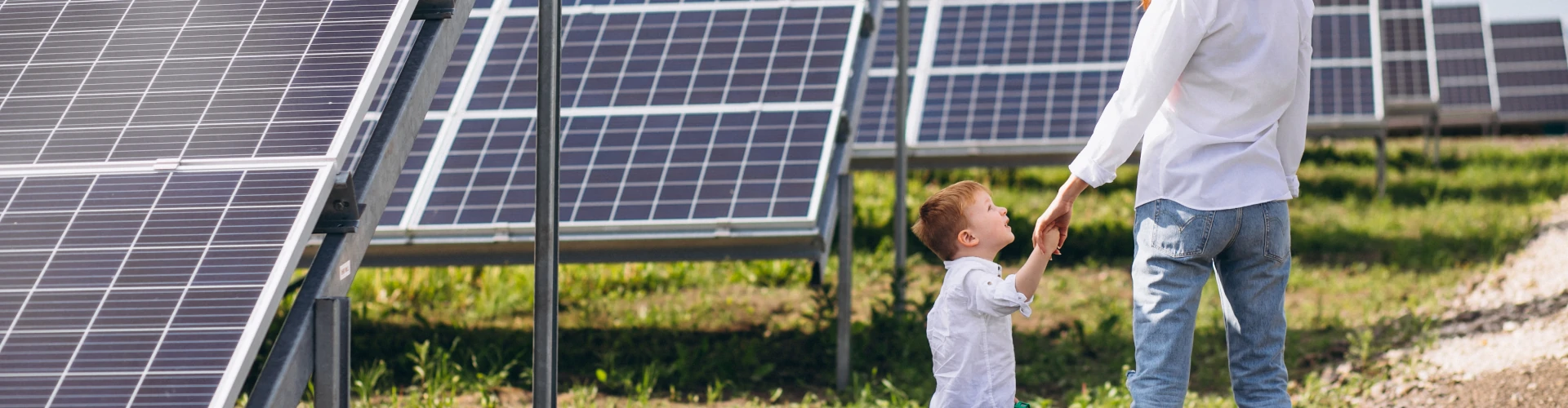 Champs de panneaux photovoltaïques